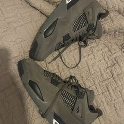 Air Jordan 4 Olive green Sz 13