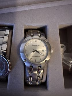Vintage Kenneth Cole Watches and Case