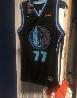 Brand New With Tags Luka Doncic NBA Jersey Medium Size 44 Dallas Mavericks 