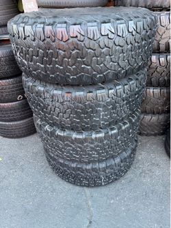 4 tires 37x12.50r17 Bf Goodrich $270 all four mounted and balanced