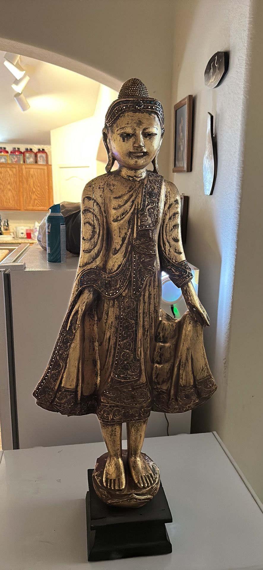 Incredible Statue