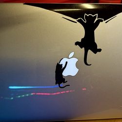 2020 MacBook Air M2 8gb ram 256gb ssd $225obo