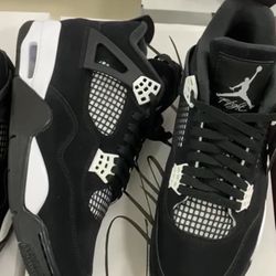 Jordan 4
