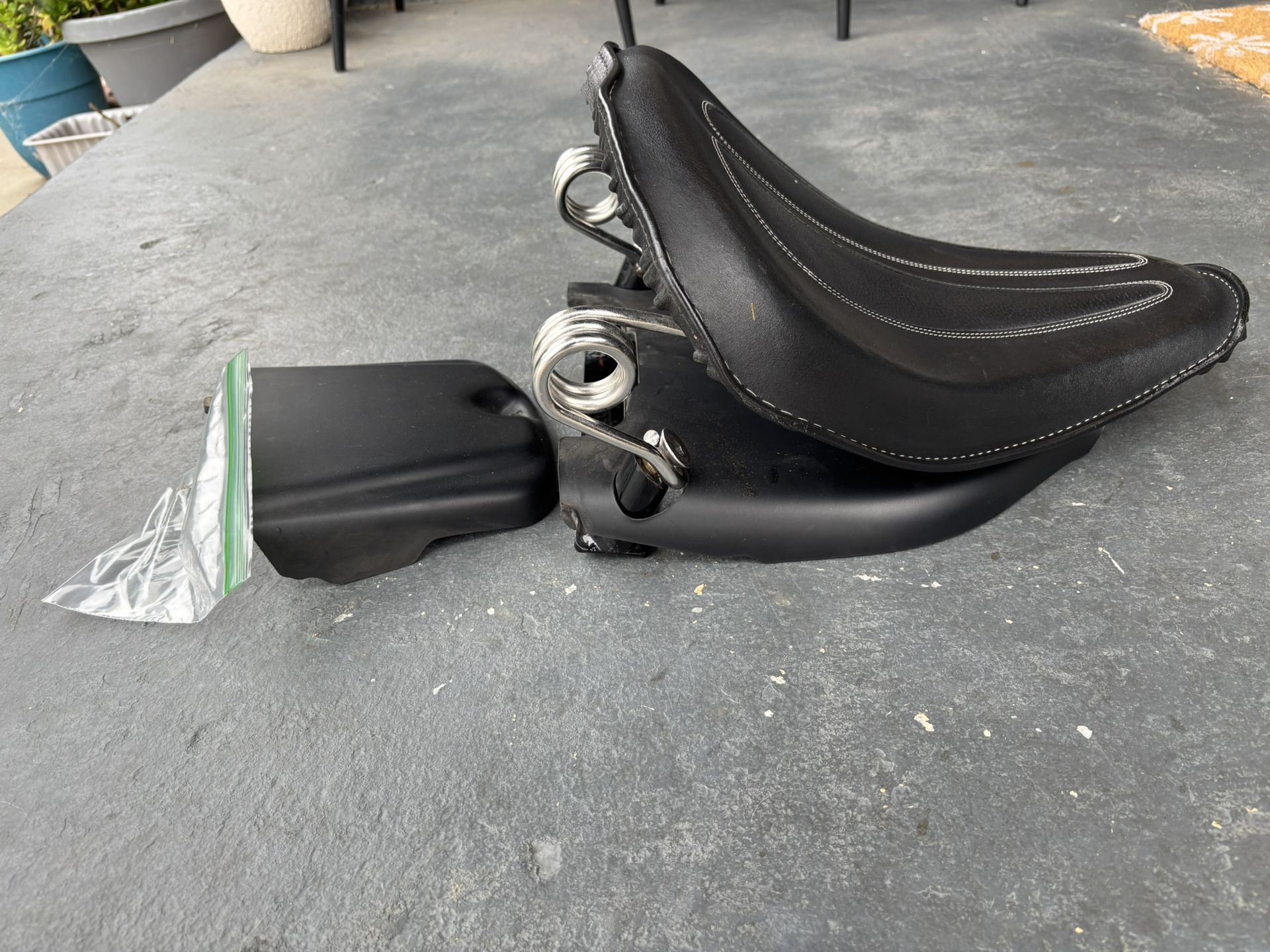 Harley Softail Springer Style Seat