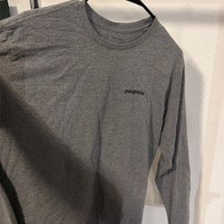 Patagonia Men’s L/S size M