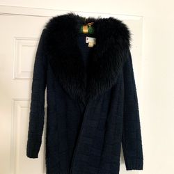 Black Sweater With Faux Fur Collar
