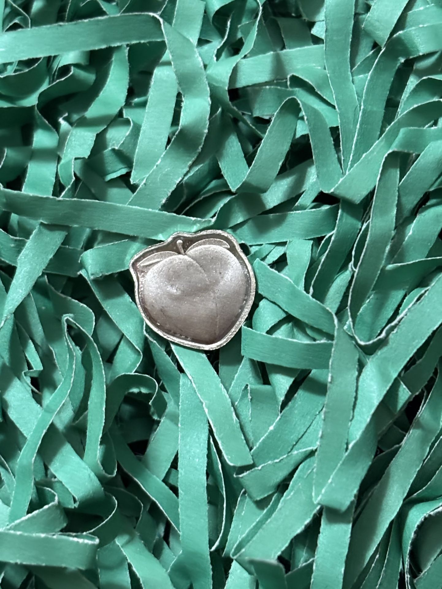 1 Gram .999 Fine Silver In The Shape Of A Peach