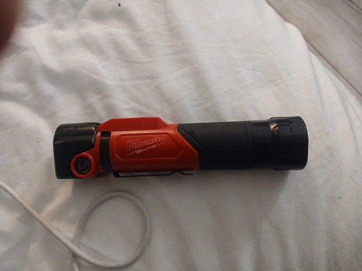Milwaukee Flashlight