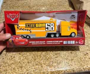 Disney Pixar Cars OCTAIN GAIN #58 HAULER ~ Disney Cars 20th Anniversary ~ NEW