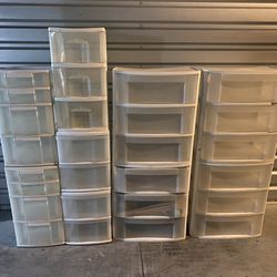 RUBBERMAID STORAGE CONTAINERS for Sale in West Palm Beach, FL - OfferUp