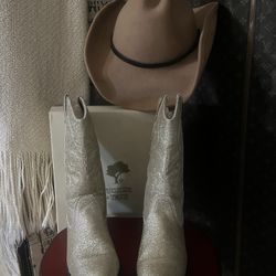 Gold Glitter Cowgirl Boots 
