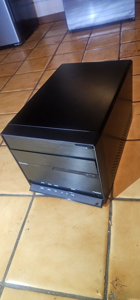 Gaming Mini ITX PC i7-3.50GHz-CPU 16GB Ram 1TB HDD GPU: GTX