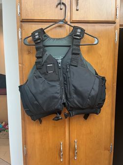 Astral Ceiba PFD/life jacket