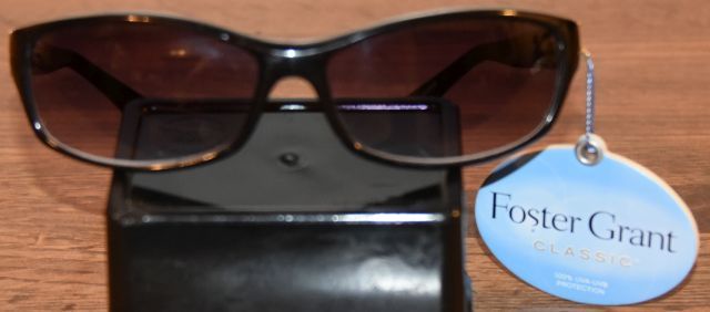 New Foster Grant Ladies Sunglasses