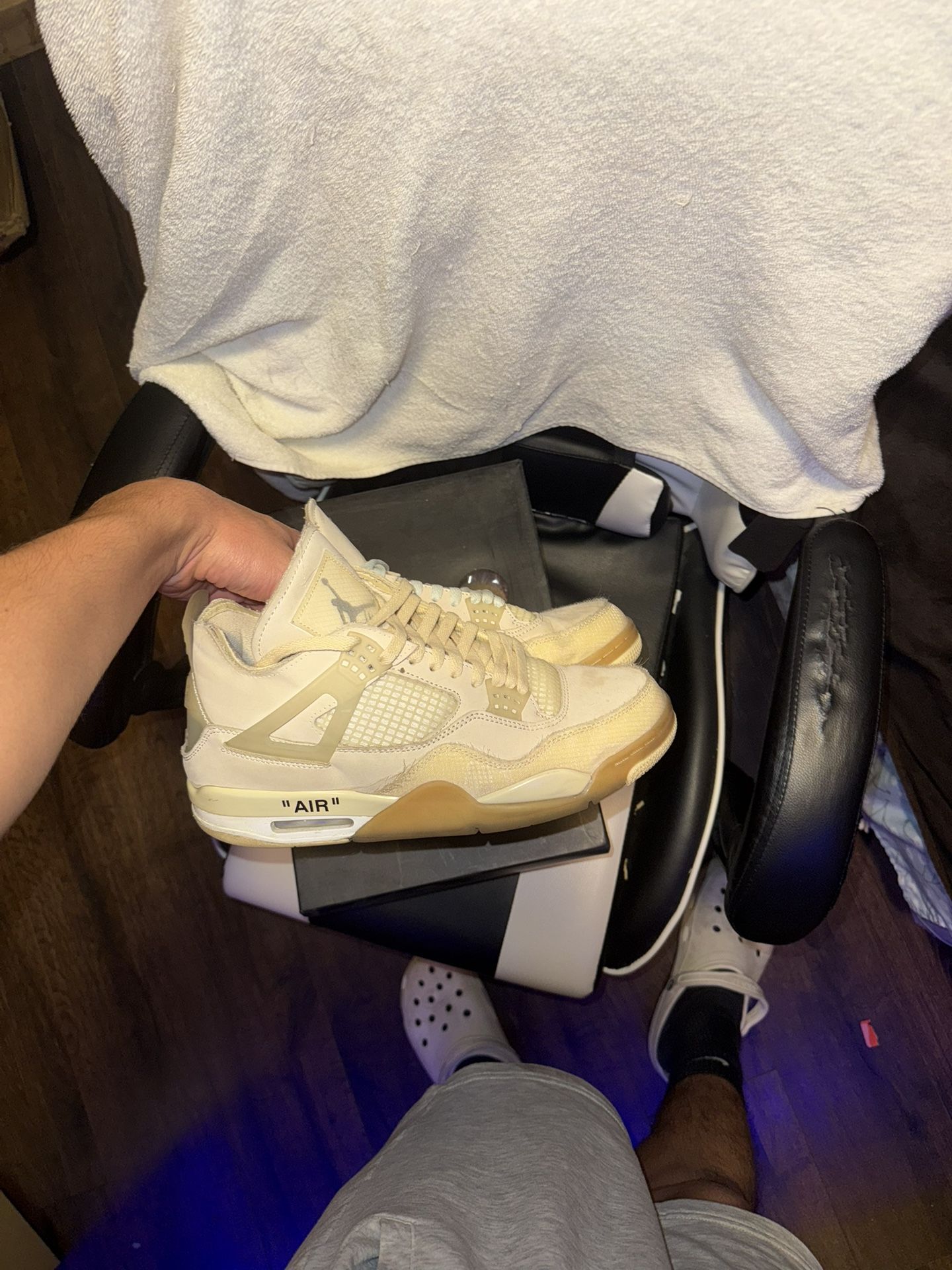 Offwhite Jordan 4 Sails