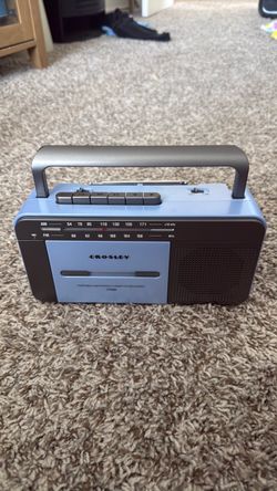 Crosley cassette/ Bluetooth radio
