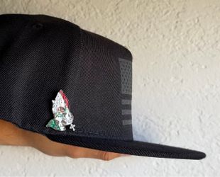 Praying Hands Rosary Hat Pin 🇲🇽 – New