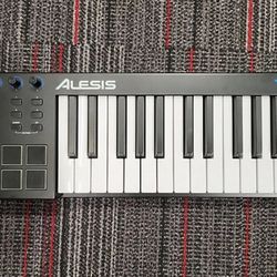 Midi Keyboard  Alesis V25