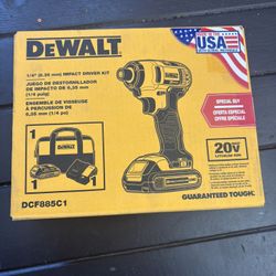 Dewalt 1/4” Drive 20v Lithium Ion Max Drill With Battery And Charger
