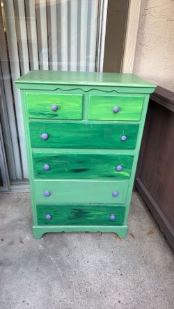 Green Dresser