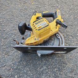 Cordless Circular Saw