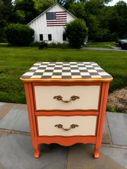 Side table  checkered orange red white