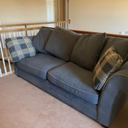 Love Seat And Matching Sleeper Sofa Excellent Condition 