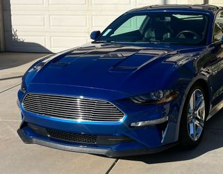 Ford Mustang billet grill