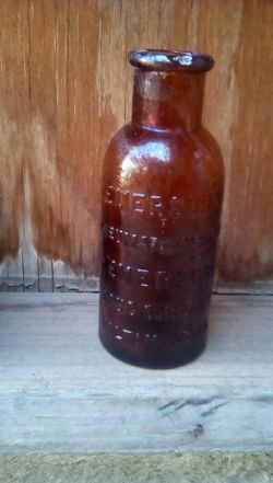 Antique. Medicine bottles