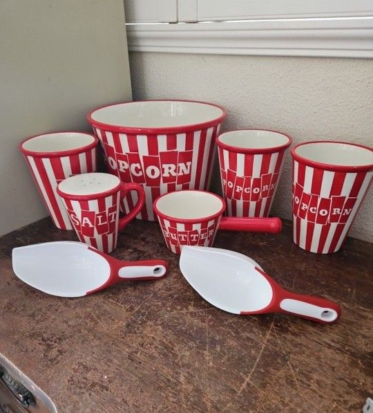 Popcorn Serving Set