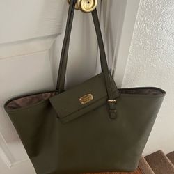 Michael Kors Olive Green Tote Bag with matching Wallet