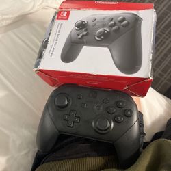 Nintendo switch Pro controller 