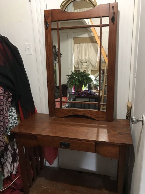 Antique Desk With Mirror General In Colorado Springs Co Offerup