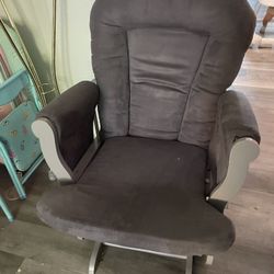 Free For Pregnant woman In Need 