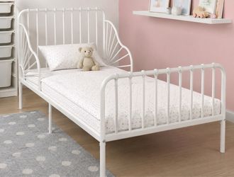 IKEA MINNEN White Extendable Kids Bed – Twin