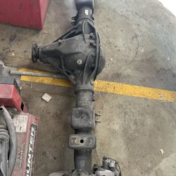  Complete Rear End 