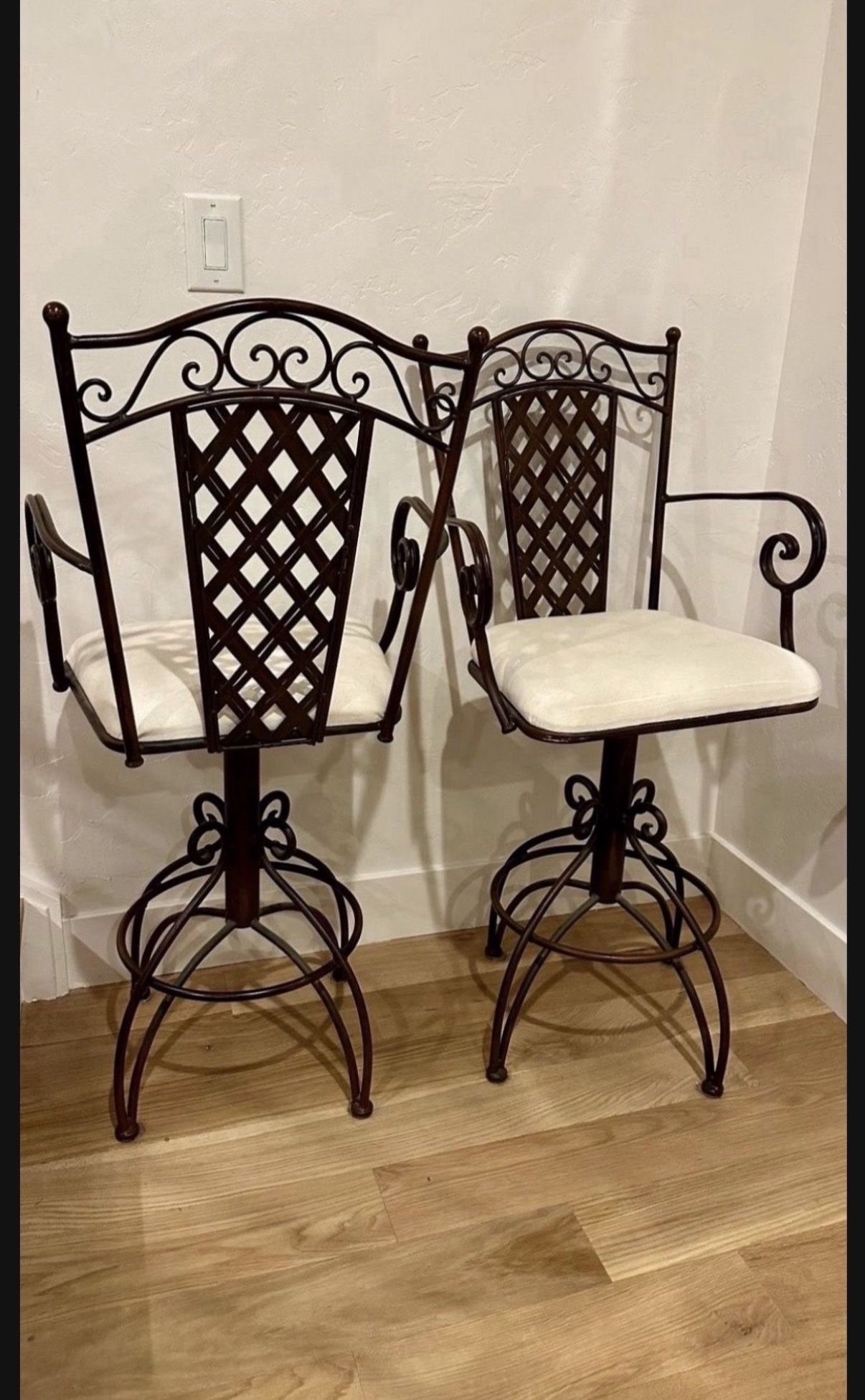 Set Of 2 Bar Stool
