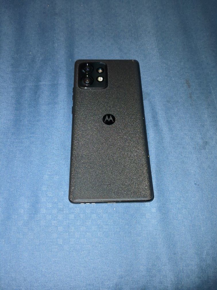 Motorola Edge Plus 2023
