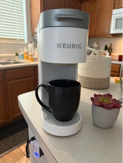 Keurig Slim coffee maker - K cup excellent condition. It’s a space saver but has a good size water reservoir. Buyer needs to buy the filter holder/fil