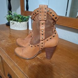 Women's Boots