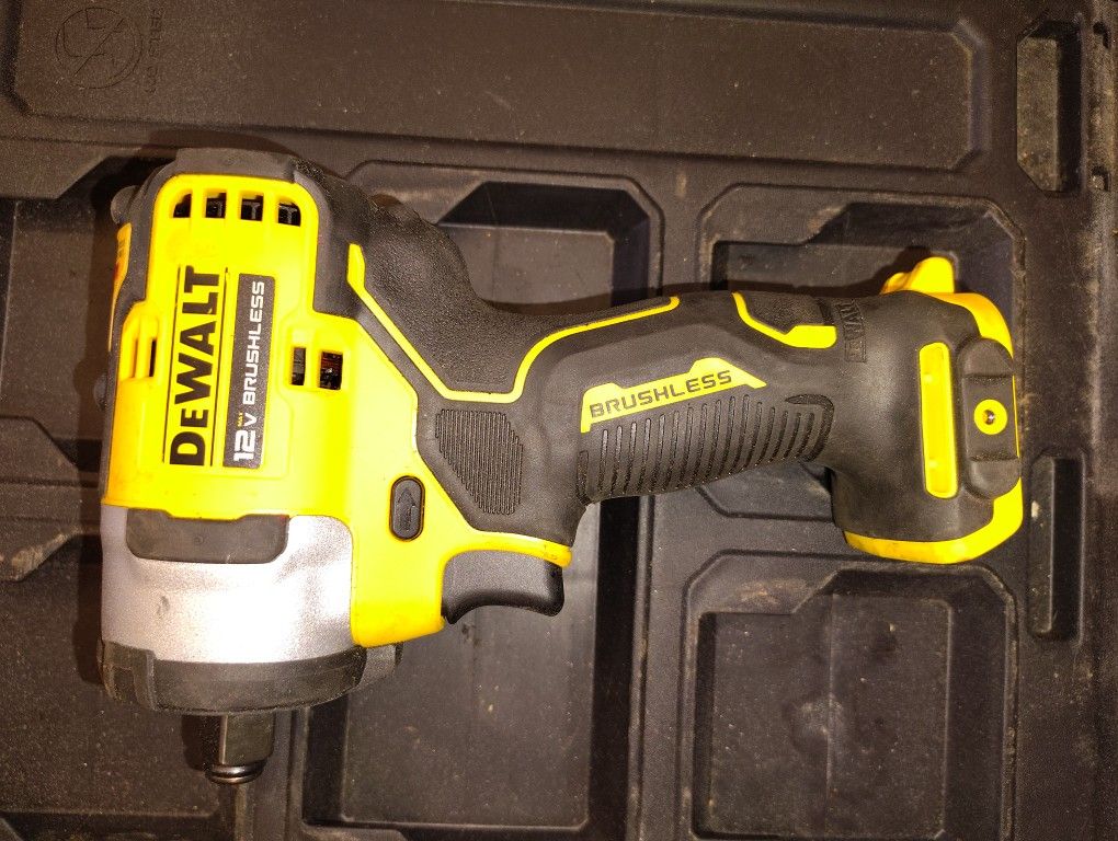 DeWalt 12v 1/2 Impact Driver