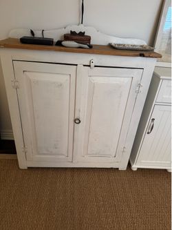 Jelly Cabinet