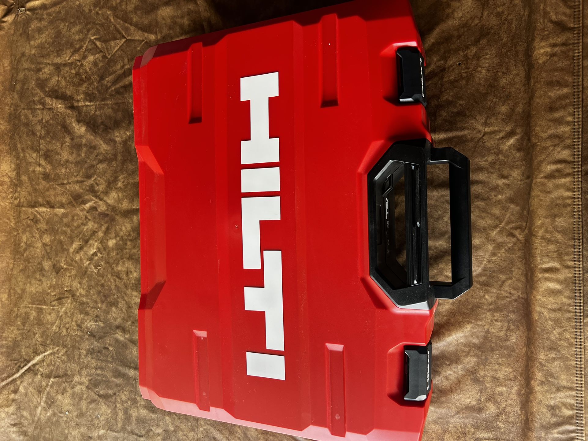 Hilti TE70 Brand New With Bits Original Price 2k