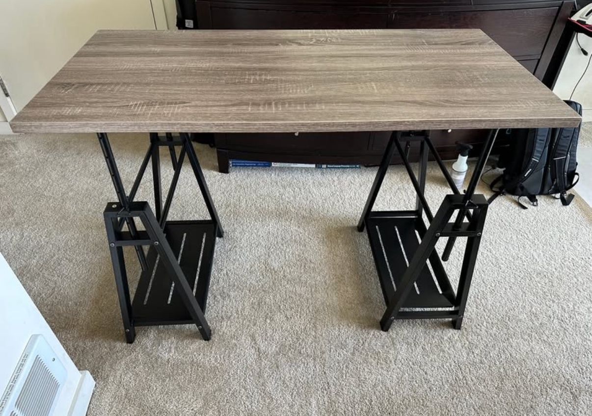 Irene Adjustable Height Desk Z1430261