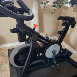 NordicTrack Studio Cycling Bike S15i