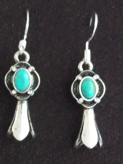 VTG.Sterling silver 925~ SOUTHWESTERN FAUX TURQUOISE EARRINGS