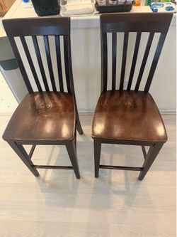5 wooden chairs