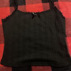 Black Cropped Tank Top!