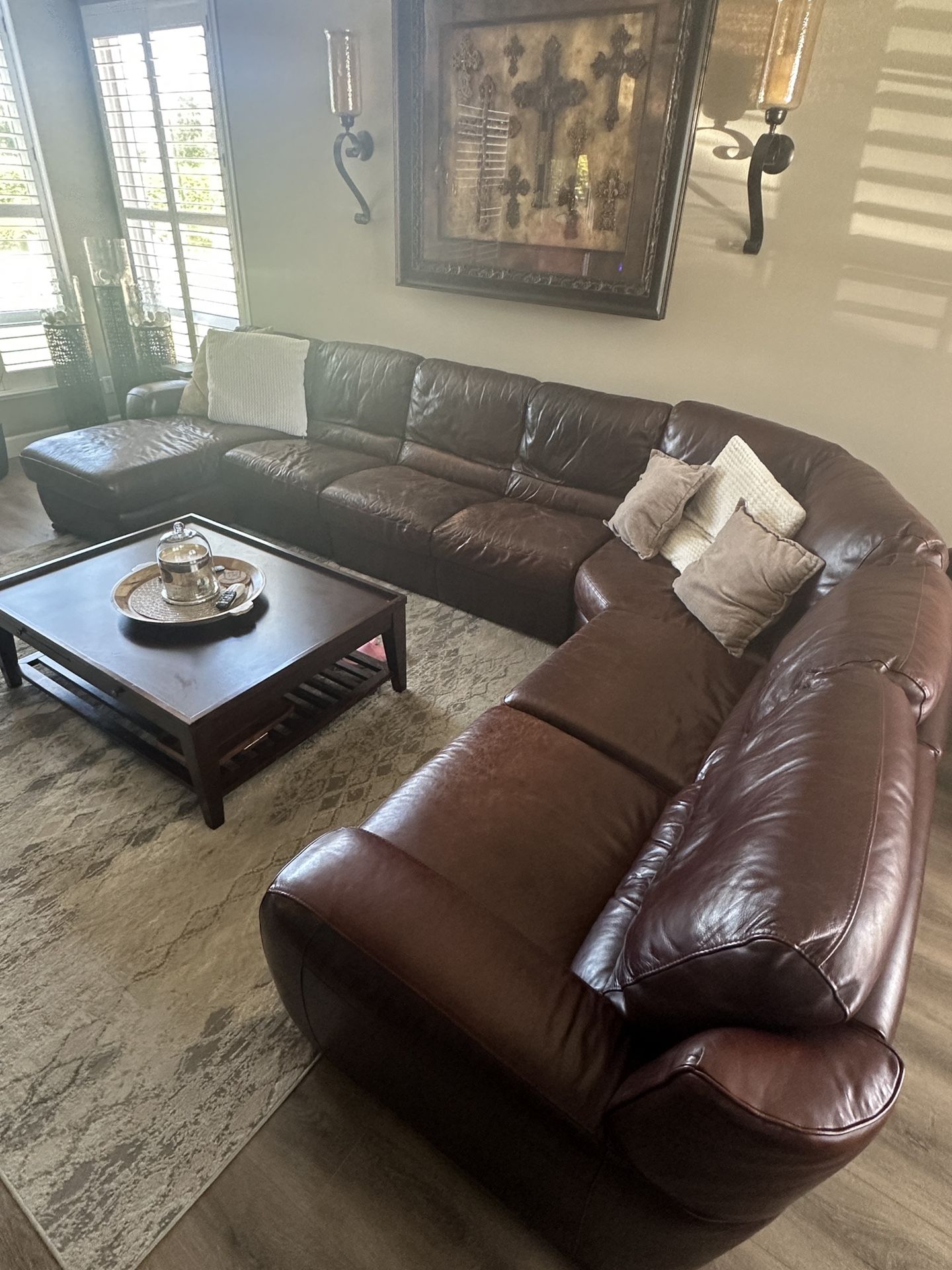 Real Leather Sectional Couch (Brown)