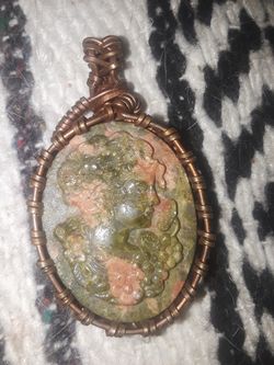 Unakite wire wrap pendant necklace jewelry carved stone